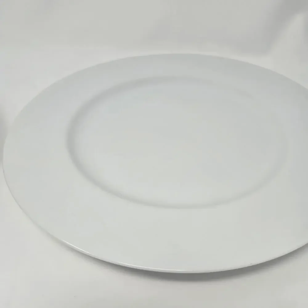 Crate and Barrel round white porcelain serving plate Made in Japan 12